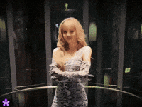 Lisa Blackpink GIF