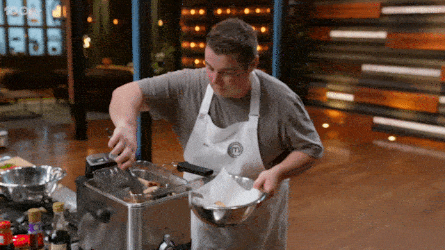 Australia Deep Fry GIF by MasterChefAU