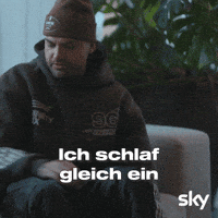 Gähnen Wow GIF by Sky Deutschland