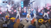 nyre 2019 GIF by New Year's Rockin' Eve