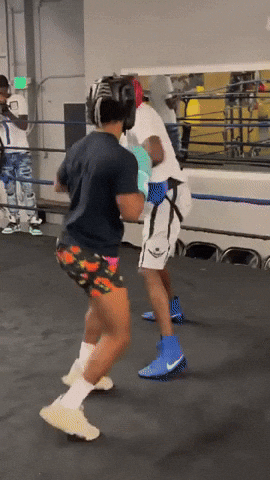 Sparring When I See You GIF by H2O Promotion