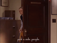 walking in season 2 GIF by Gilmore Girls 