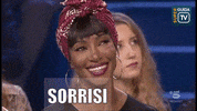 isola dei famosi sorrisi GIF by SuperGuidaTv