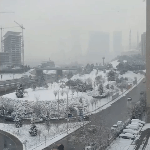 Wintry Weather Brings Snow Showers to Istanbul