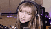 Avril Blague GIF