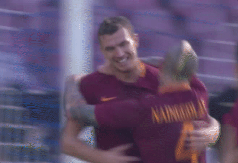 soccer celebrate GIF by AS Roma
