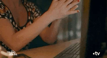 Daughter Looking GIF by Un si grand soleil