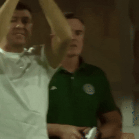 Ettifaq giphyupload clap clapping manager GIF