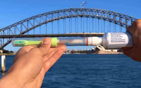 QueroModerno giphyupload GIF