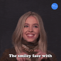 Sydney Sweeney Smile GIF by BuzzFeed