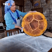 Hungry Bread GIF by TRT