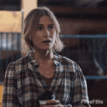 giphy.gif