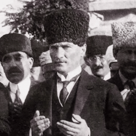 Pray Mustafa Kemal GIF by TRT
