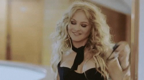 queen of latin pop champagne GIF by Paulina Rubio