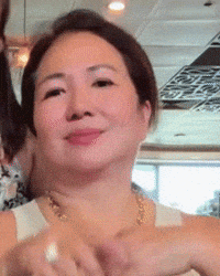 Lulu Min GIF
