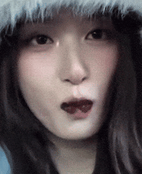 Idol Laughing GIF