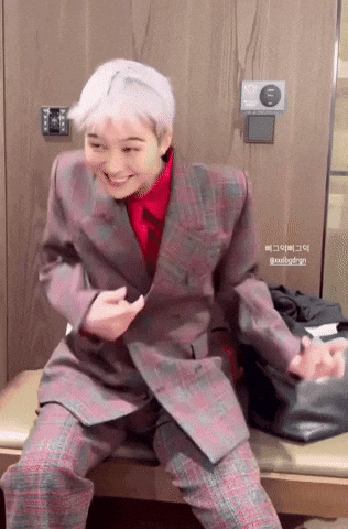 G-Dragon Vip GIF