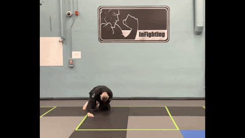 ritchieyip giphygifmaker bjj solo drills forward shoulder rolls GIF