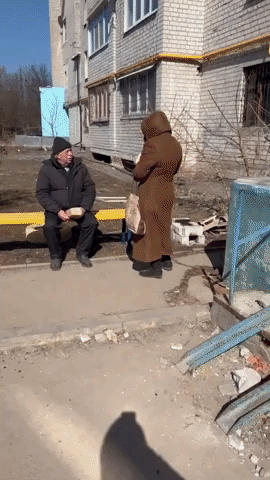 Volunteers Distribute Food to People Sheltering in Kharkiv Outskirts