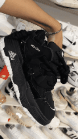 Adidas New Shita - caminando en uso