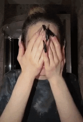 xSLYGUYx giphyupload GIF