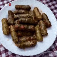 Hungry Dinner GIF by TRT