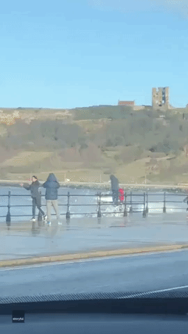 Locals Alarmed as Adult Turns Back on Toddler at Dangerous English Pier