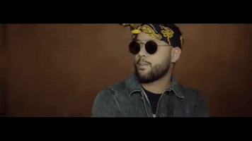 music video no GIF