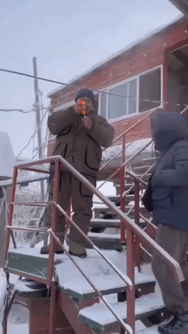 Bubbles Turn to Ice as Temperatures Plummet in Coldest City on Earth