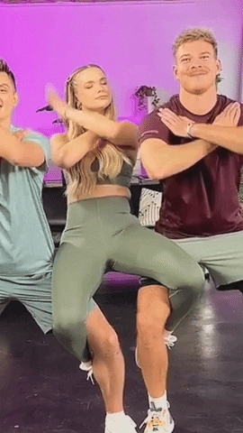 Vampl julia beautx GIF