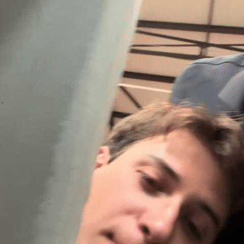 Alejandro Iannis GIF