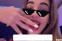 Queen Barca GIF