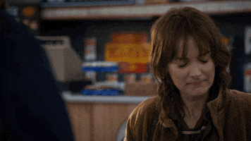 strangerthings season 1 stranger things winona ryder joyce GIF