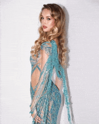 Maria GIF
