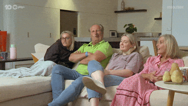 Australian Tv Llama GIF by Gogglebox Australia