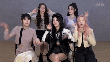 G)I-DLE Singing