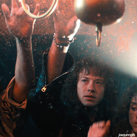 joequinngifs giphyupload stranger things eddie munson josephquinn GIF