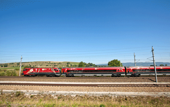 unsereoebb giphyupload ice train sommer GIF