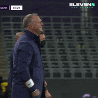 Coach Celebrating GIF by ElevenSportsBE
