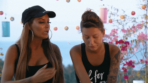 mtv-nederland giphyupload fight crying cry GIF