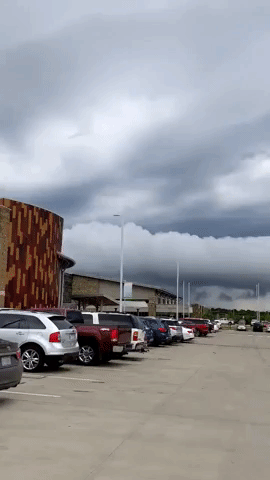 Large Shelf Cloud Stretches Across Eastern Oklahoma Amid Storm Warnings