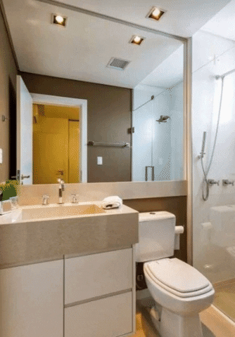 Shyrlem giphygifmaker GIF