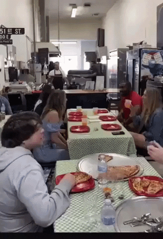 GifVif giphyupload here is your pizza GIF