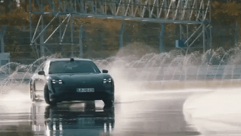 hipertextual giphygifmaker taycan porsche taycan GIF