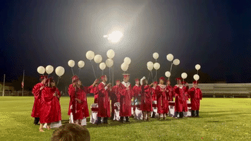 Rocksprings High School Graduates Release 21 Balloons to Honor Uvalde Victims