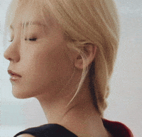 Model Idol GIF