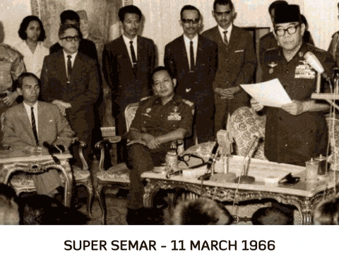 WKEUNS giphyupload world kingdom empire merdeka world semar super semar GIF