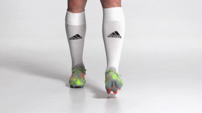 michaeltuananh giphyupload giày đá banh giày đá banh chính hãng giày đá bóng chính hãng GIF