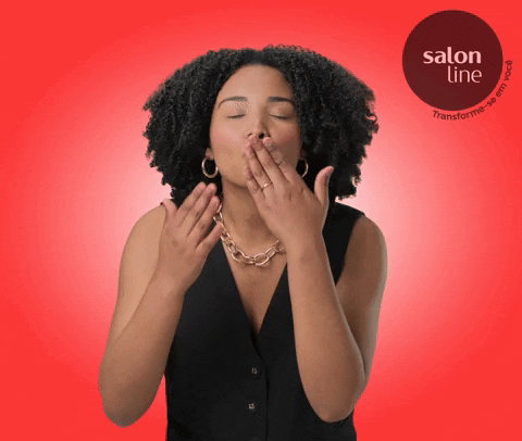 Kisses GIF by Salon Line