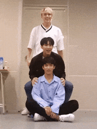 Dk 세븐틴 GIF